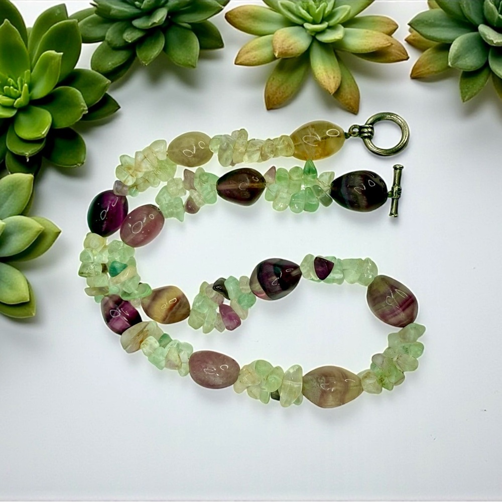 Vintage Rainbow Fluorite Crystal Beaded Necklace – Toggle Clasp – 20” – 106g - Picture 13 of 16